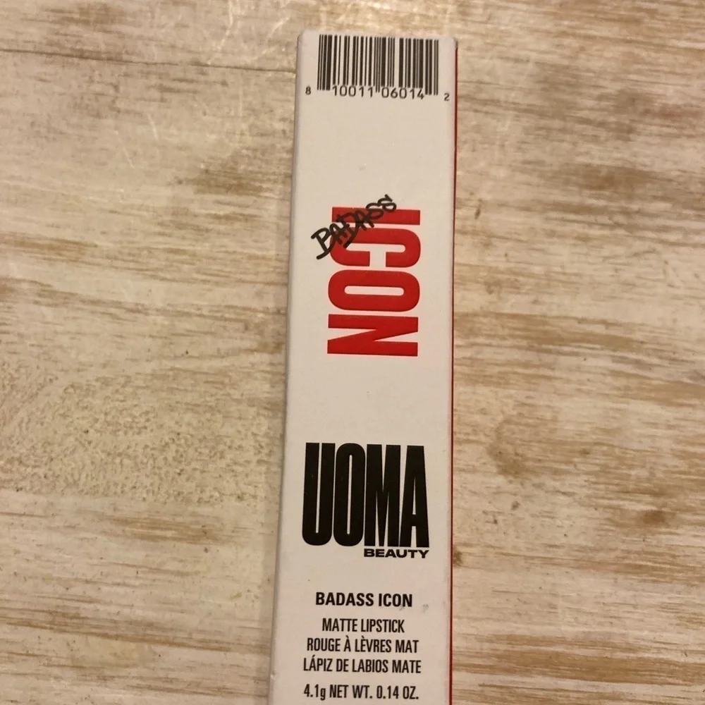 UOMA BEAUTY‎ BADASS ICON MATTE LIPSTICK - TRACY (NIB/Full Size)